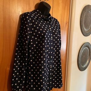 Banana republic women's button down size M. Navy and white dot.